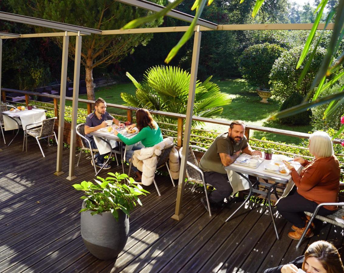 Logis Hotel Aux Berges De L'Aveyron Onet-le-Château 外观 照片