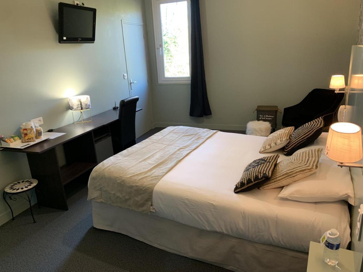 Logis Hotel Aux Berges De L'Aveyron Onet-le-Château 外观 照片