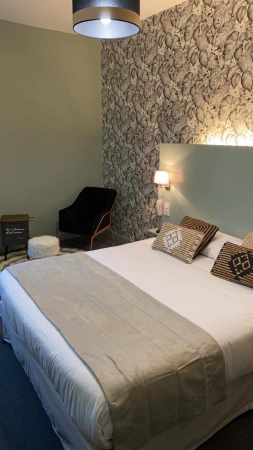 Logis Hotel Aux Berges De L'Aveyron Onet-le-Château 外观 照片