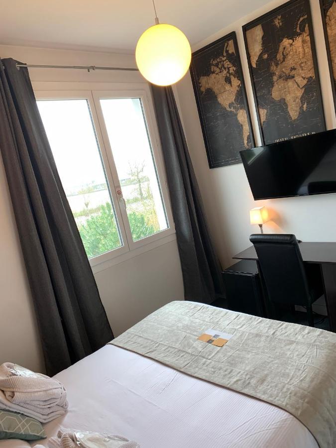 Logis Hotel Aux Berges De L'Aveyron Onet-le-Château 外观 照片