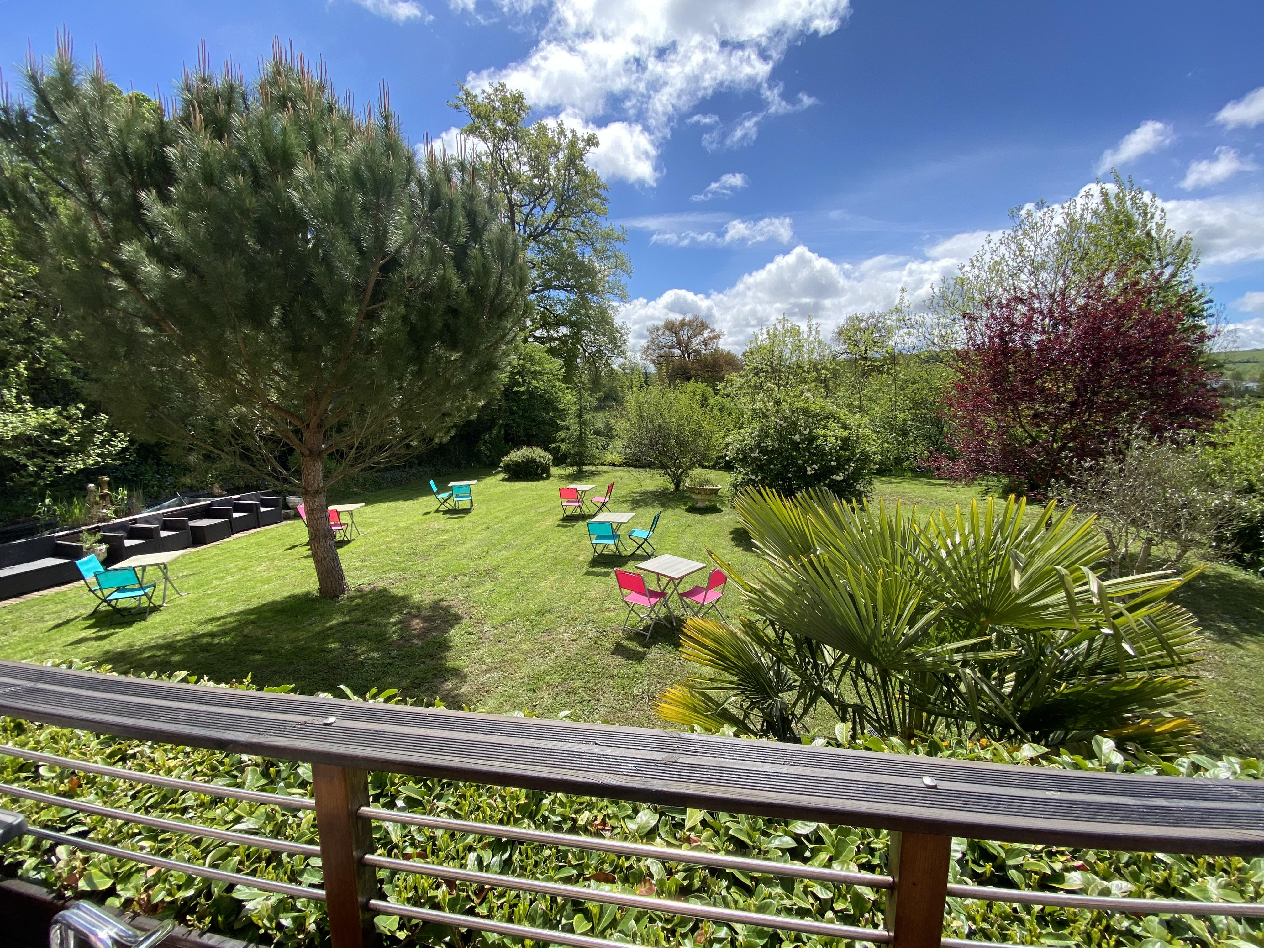 Logis Hotel Aux Berges De L'Aveyron Onet-le-Château 外观 照片
